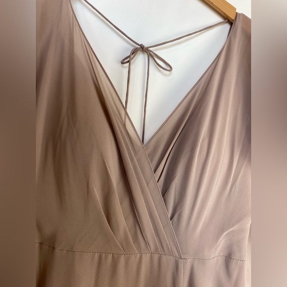 Jenny Yoo Bridesmaid dress Size 0 V-neck, flutter sleeve, side‎ slit - Picture 8 of 14